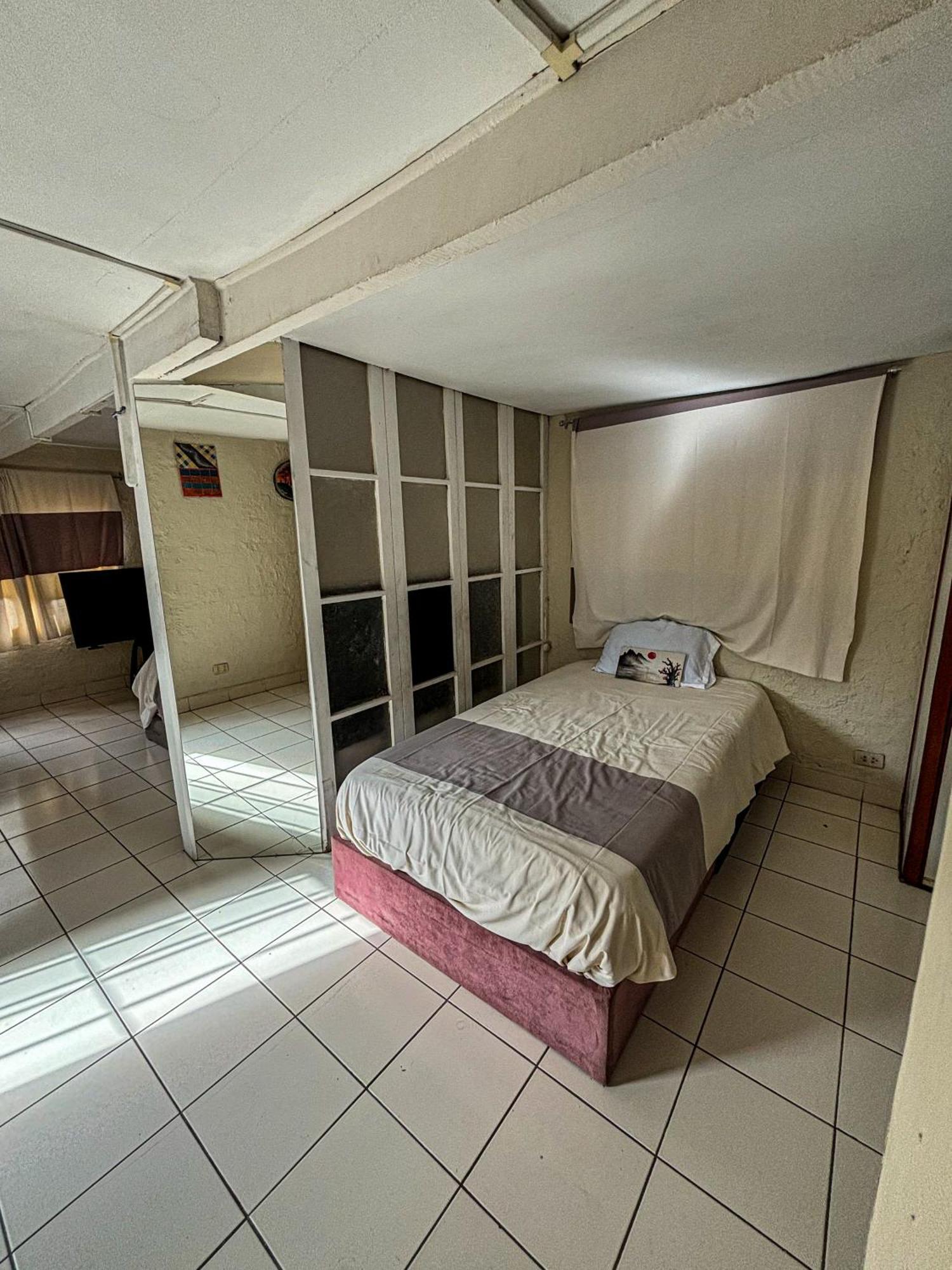 לימה Hostel Colores Miraflores מראה חיצוני תמונה